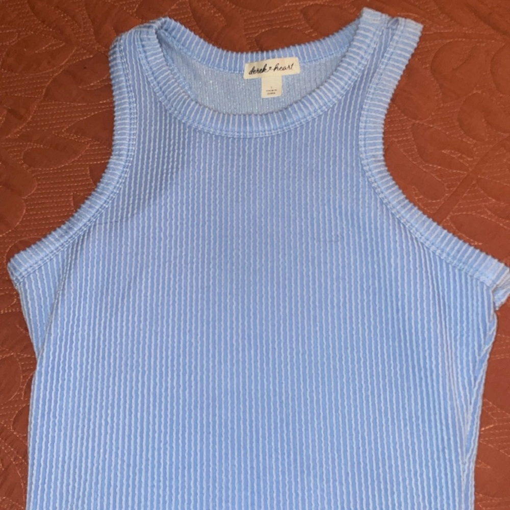 Light blue tank top 🩵